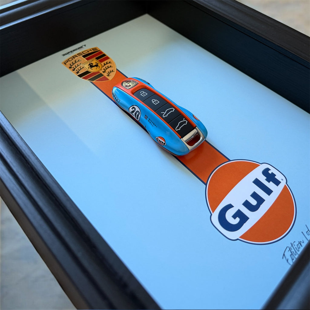 Cadre 1 of 3 - Gulf x Porsche Édition