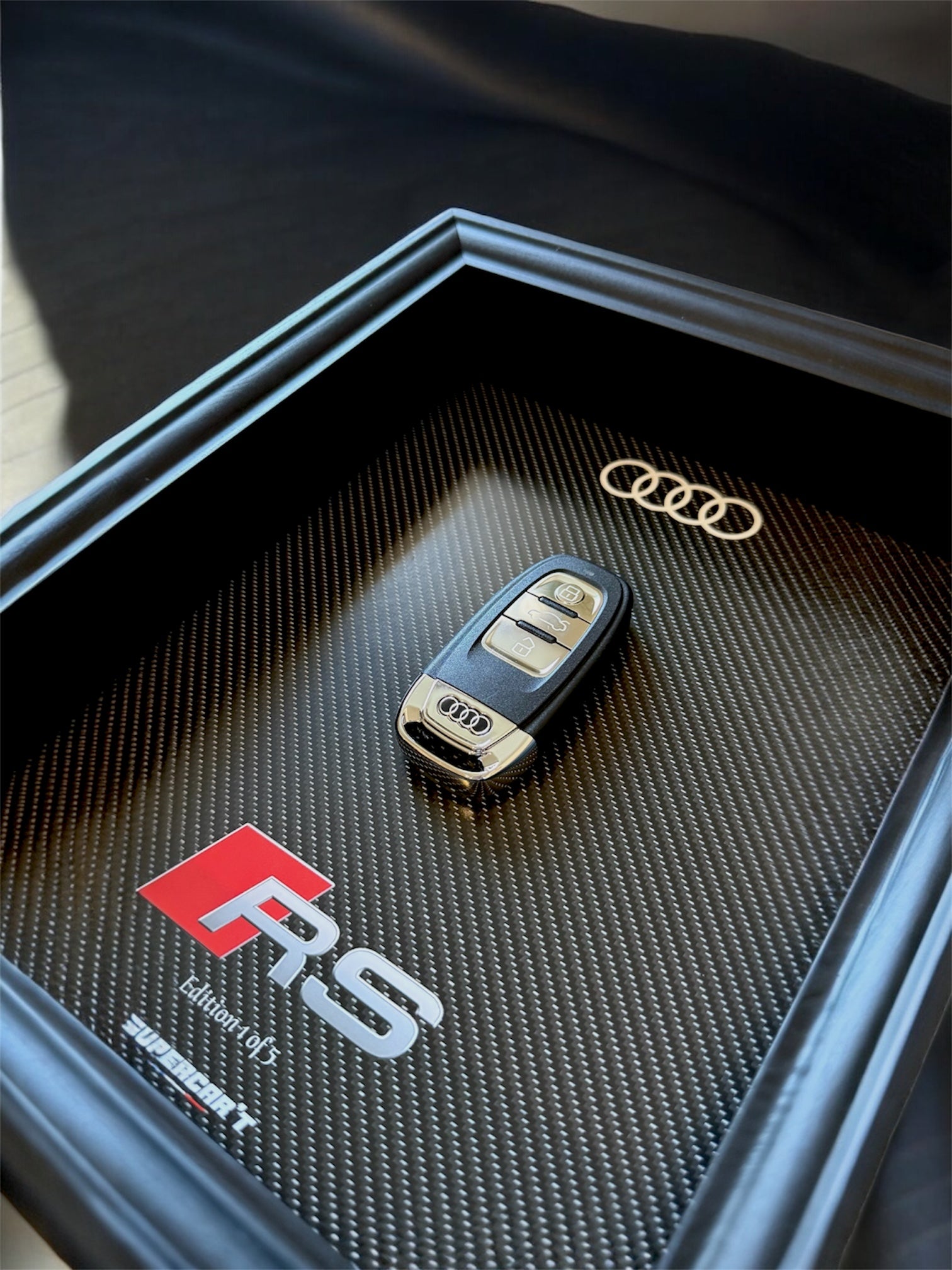 Cadre RS Audi Carbon édition - 1 of 5