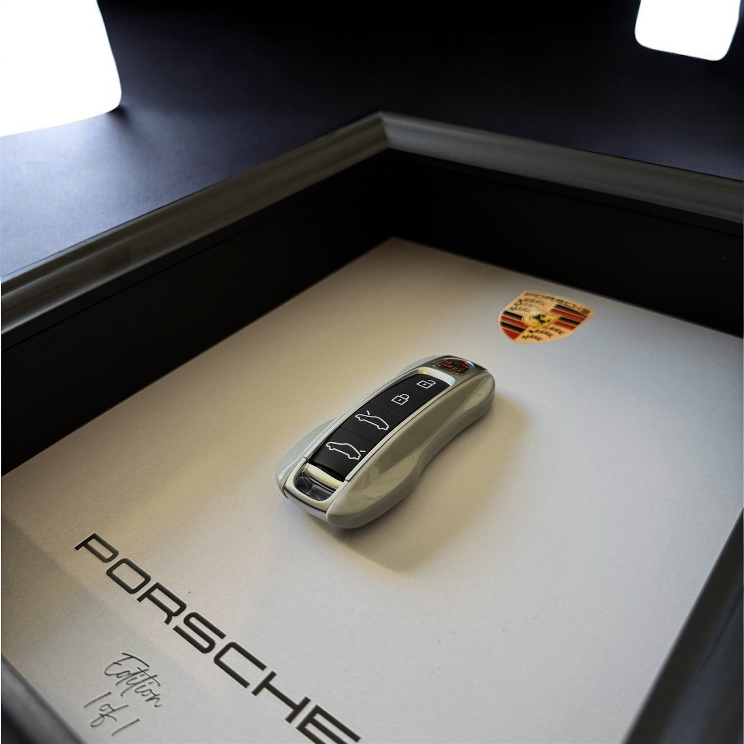Cadre Porsche Grey- 1 of 1 - Gris Craie Édition