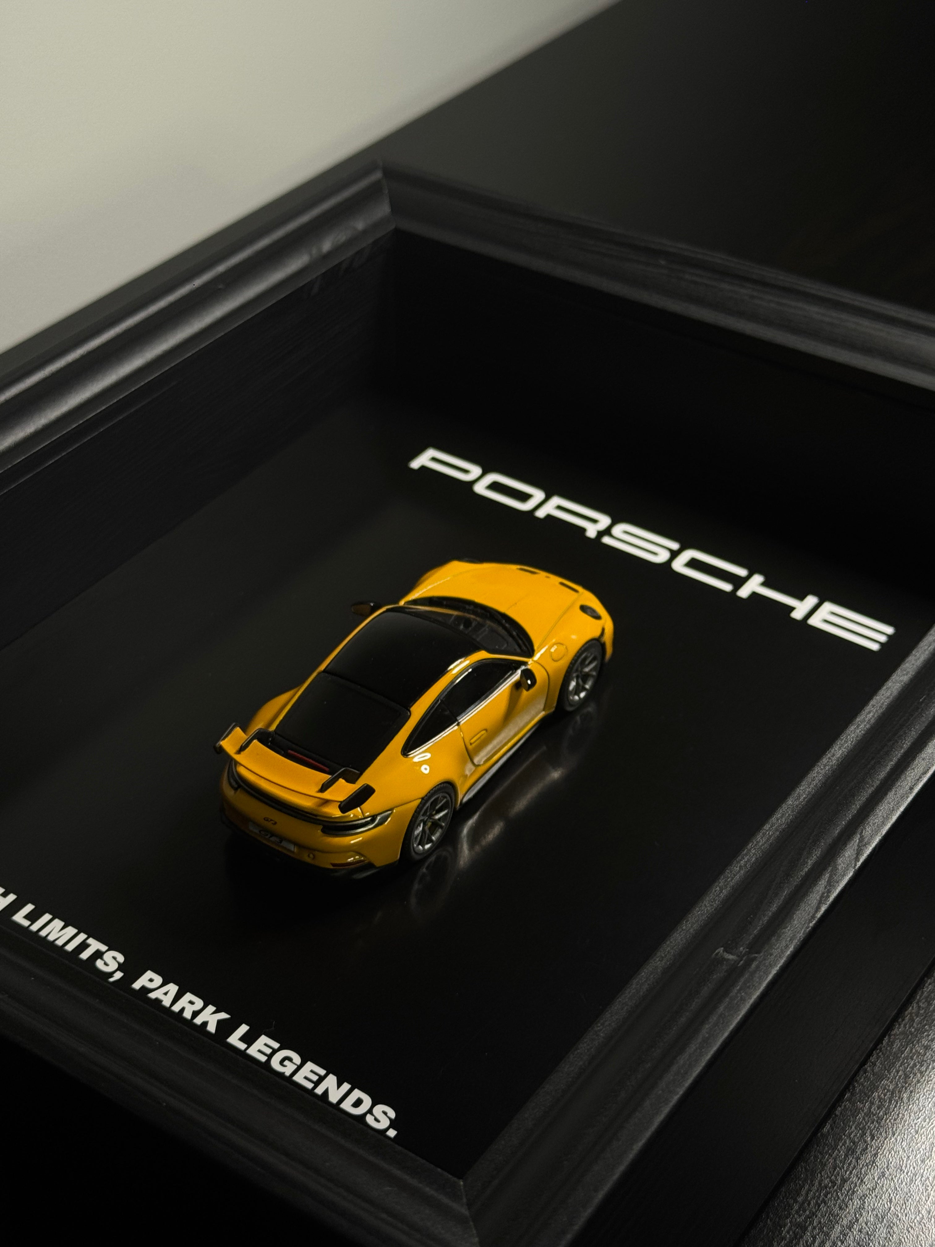 Cadre GT3 - 1 of 10 - Yellow 911 edition