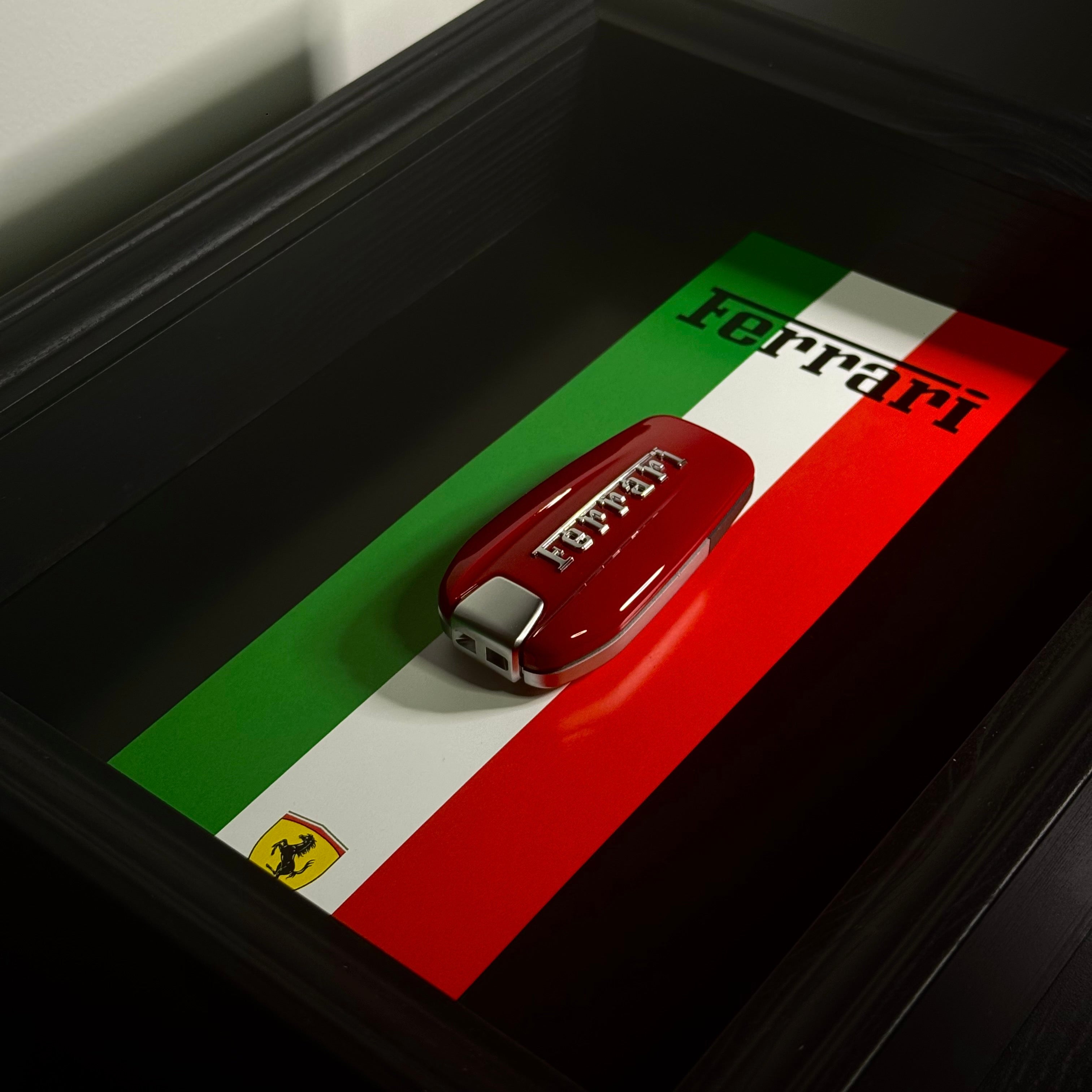Cadre Ferrari - 1 of 5 - Italian flag edition
